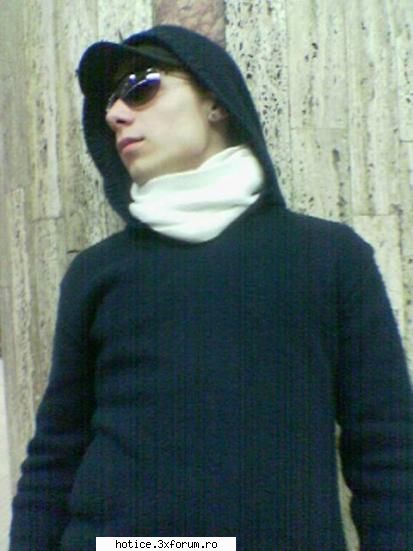 Alex si Comin - vorba lui masssy damm baby...uite k s nul uitazi - Trupe Prietene