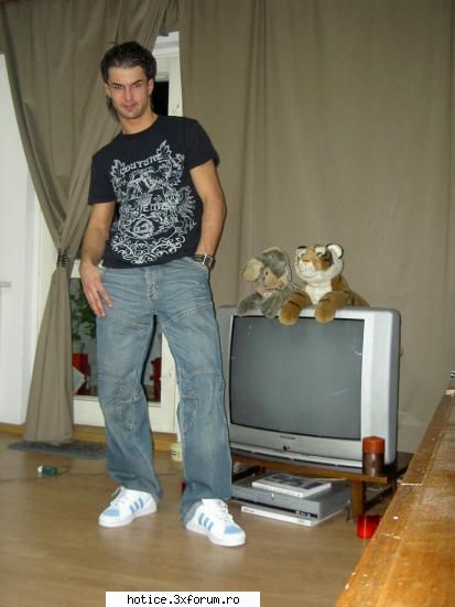 Dan Fintescu - lol...cool danutz....ce faci??? - Trupa Hot Ice