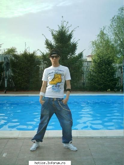 N-Drew - Si eu pe la piscina asa gata de o balaceala - Trupa Hot Ice
